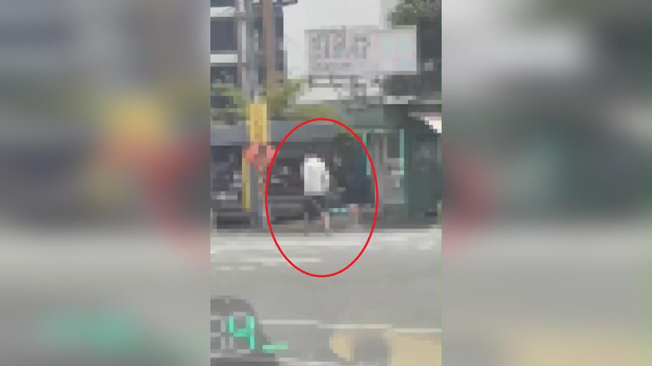 快新聞／嚇死人！彰化員林鬧區驚見持刀男　警方19分鐘內火速制伏