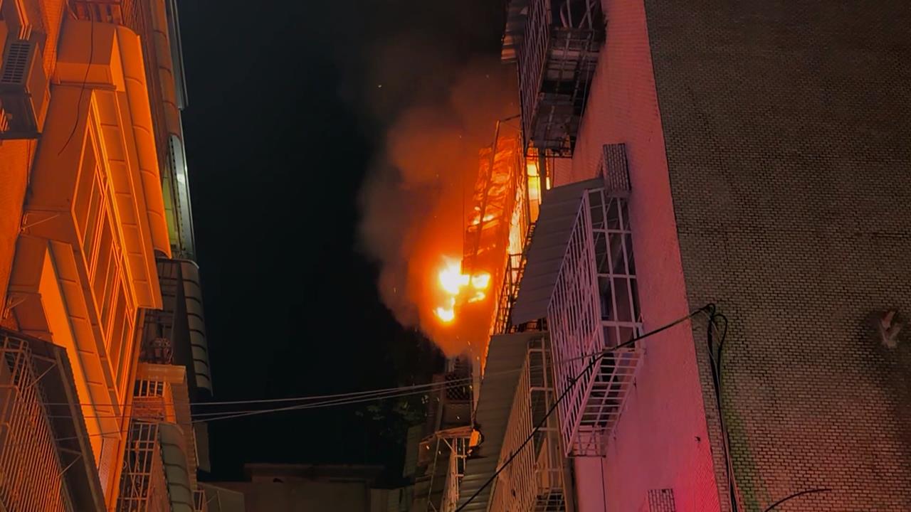 高雄前鎮公寓電線走火引發火災　消防灌救無人傷亡
