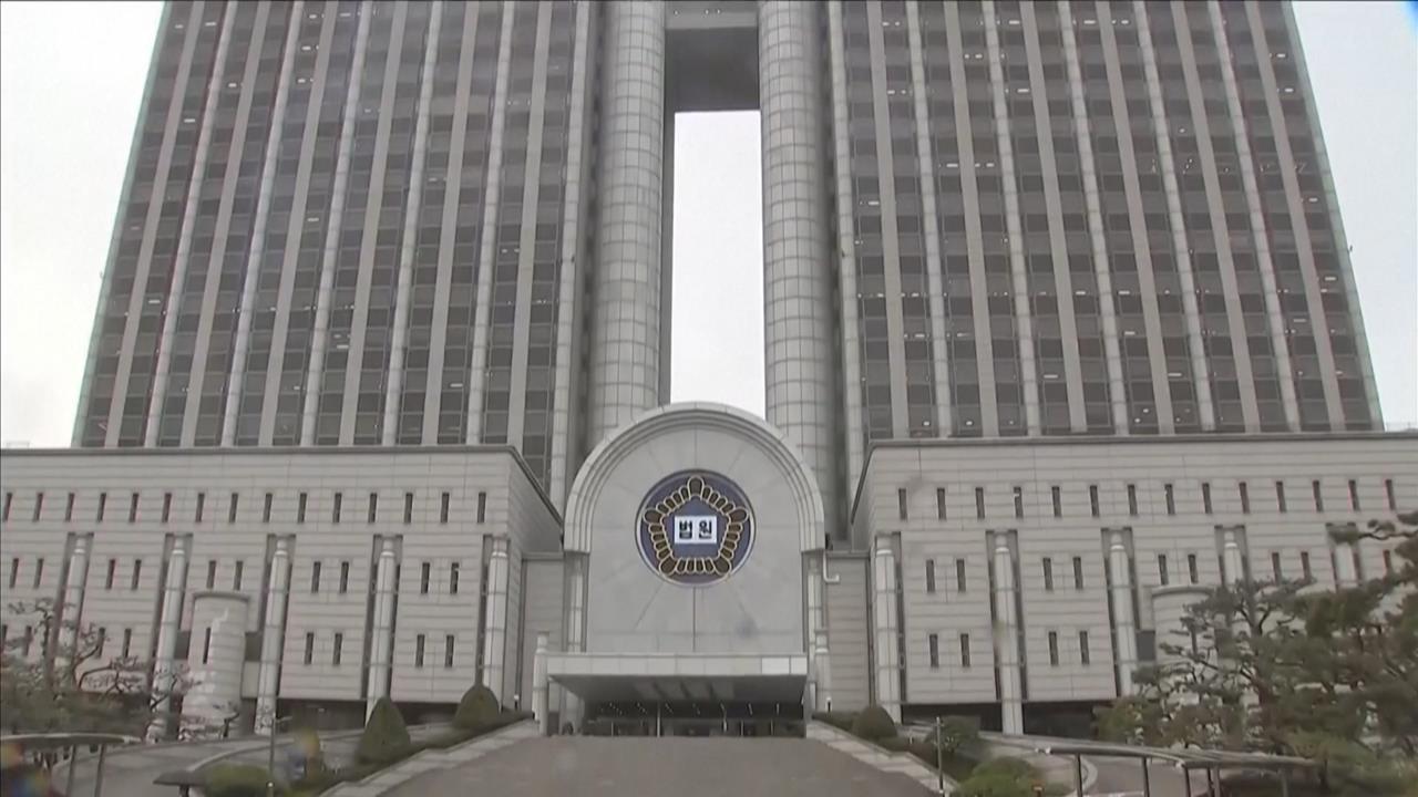 特檢組起訴金建希 南韓首見前總統夫婦同時羈押受審
