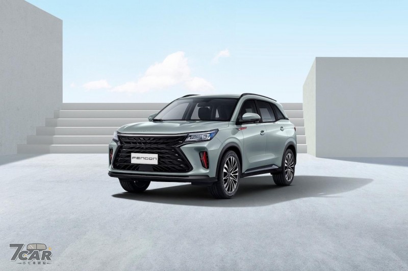 第二代 DFSK Glory 580 在 2022 重慶車展獲得「最佳家庭 SUV」、「最受歡迎家用智能 SUV」及「更新質價比風格大獎」三項殊榮
