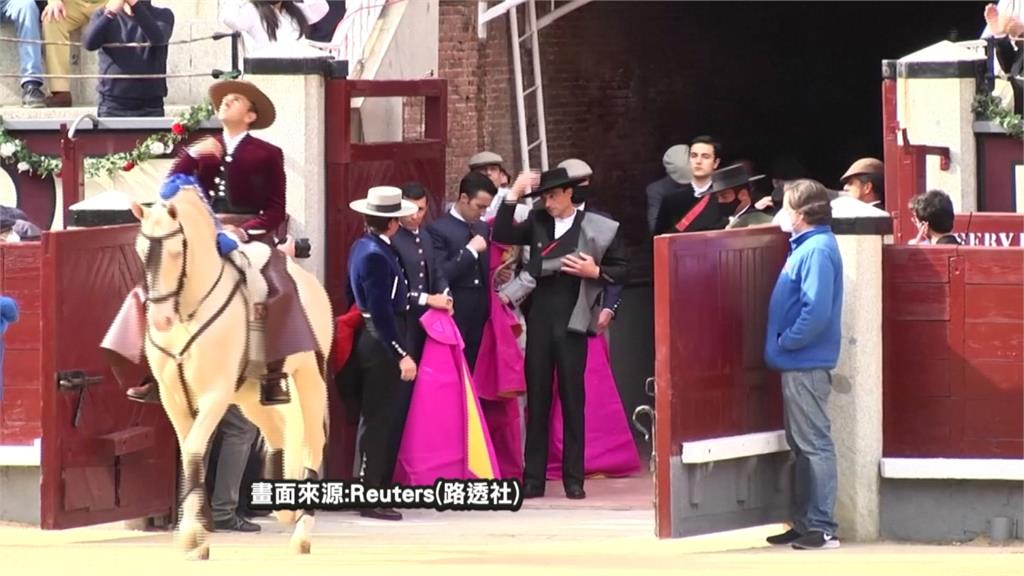 西班牙鬥牛運動重啟　百年鬥牛場重新開張