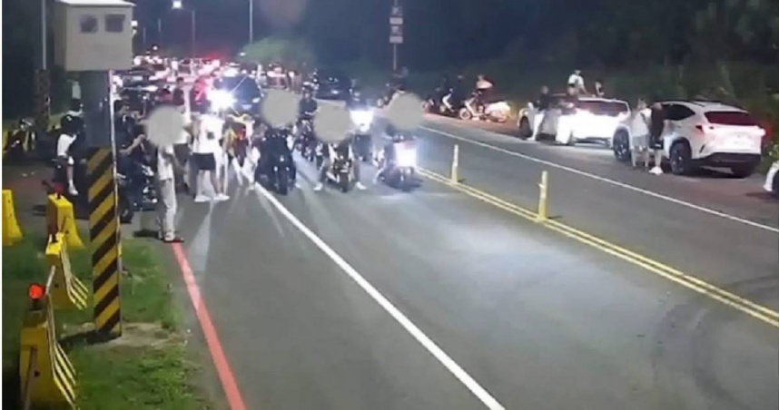 新北警破獲改裝車競速集團　罰單高達46張金額曝