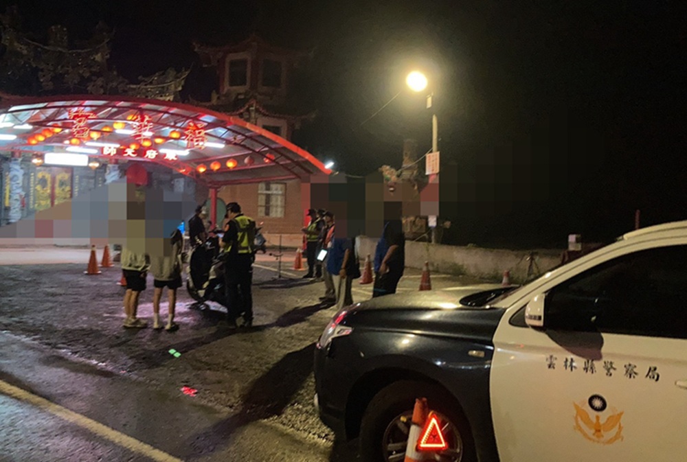 古坑華山夜遊 環警監聯合取締改裝車噪音