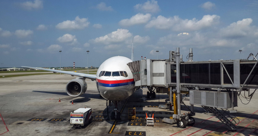 驚悚！東京飛抵吉隆坡客機飄惡臭　起落架艙驚見「腐爛男屍」死亡逾72小時
