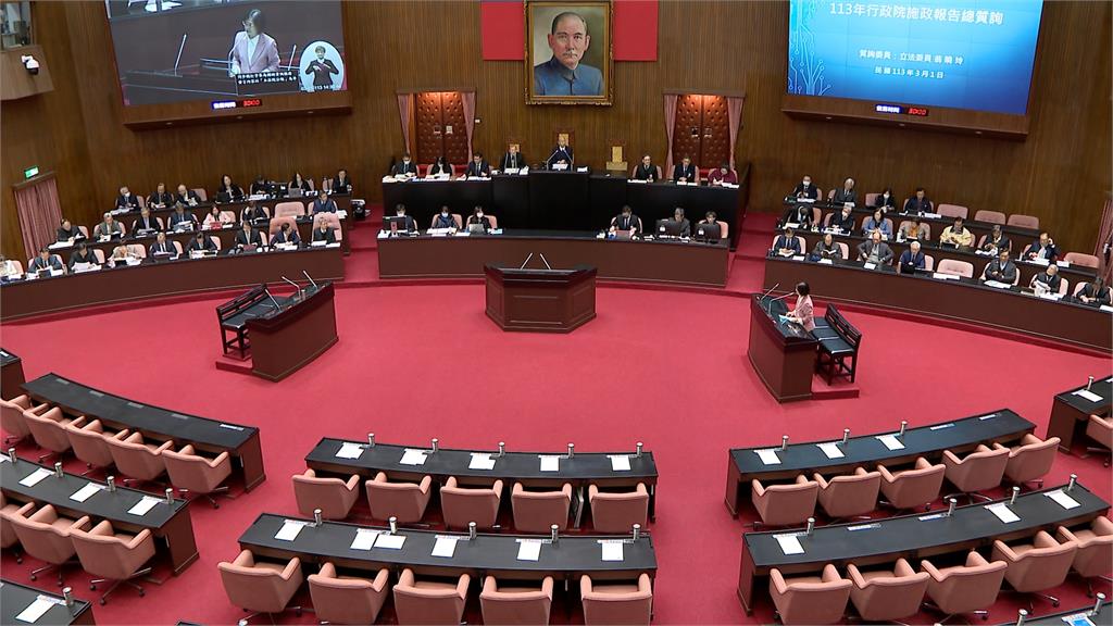 立院通過多項爭議法案　藍內部無共識、綠批毀憲亂政
