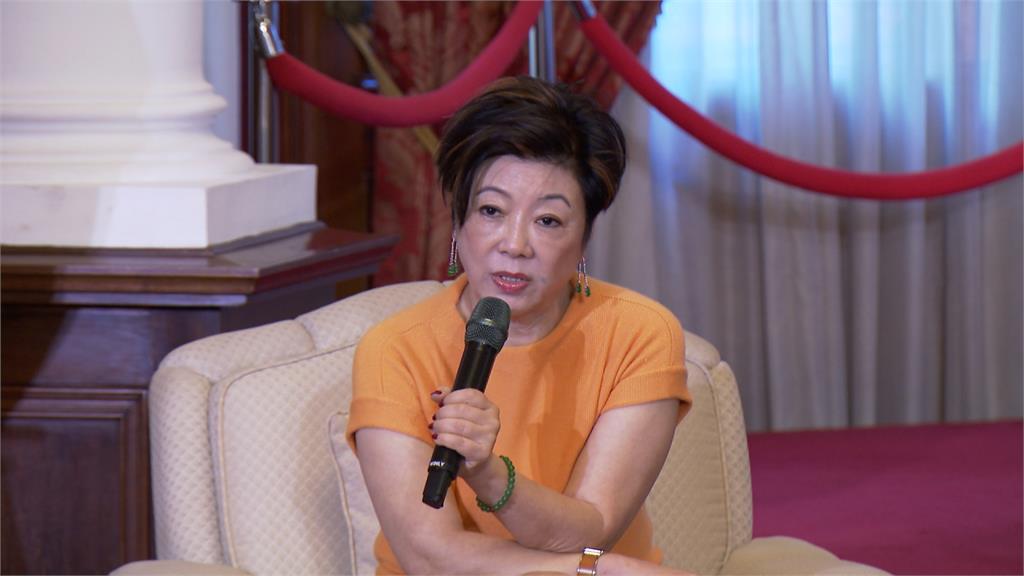 張淑芬陪同張忠謀出席APEC 總統告誡別亂跑