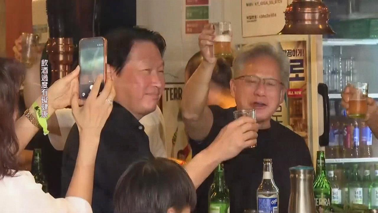 韓版兆元宴登場　黃仁勳偕南韓CEO們大啖五花肉