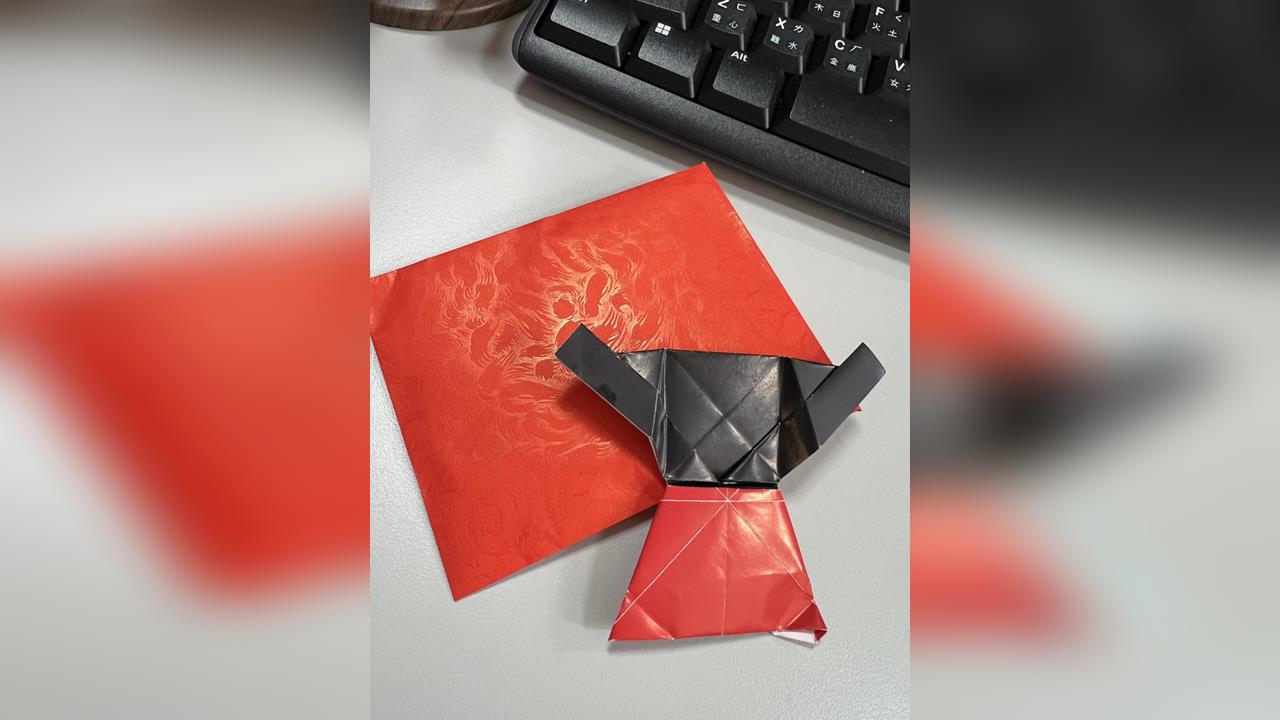 外帶餐點內有紅包「以為是紙紮人」　早餐店暖心真相曝光