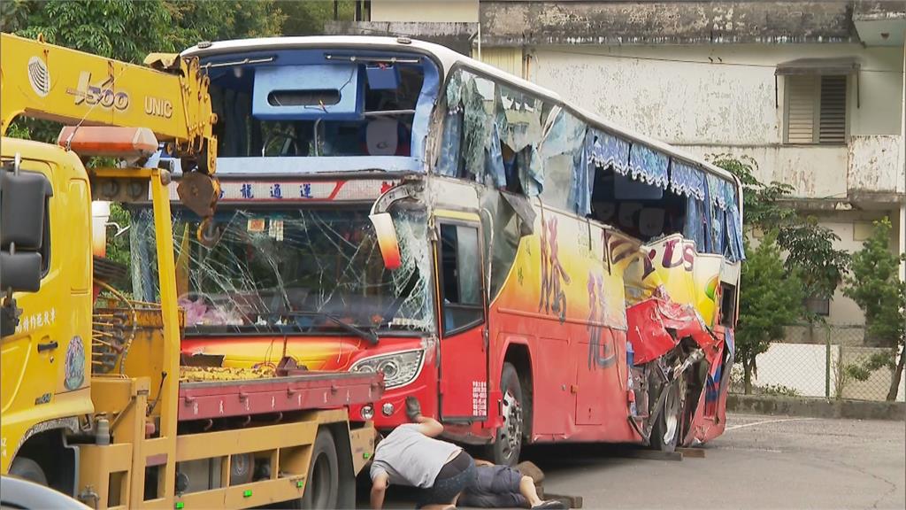 踩不到煞車？現場46.7公尺煞車痕與司機說法矛盾