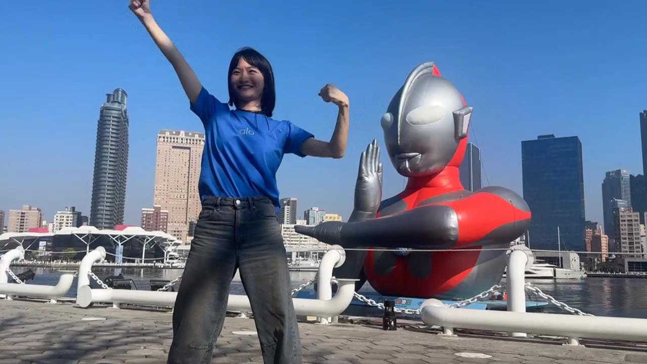 超人力霸王超夯！　高雄冬日遊樂園除夕休園人潮仍多