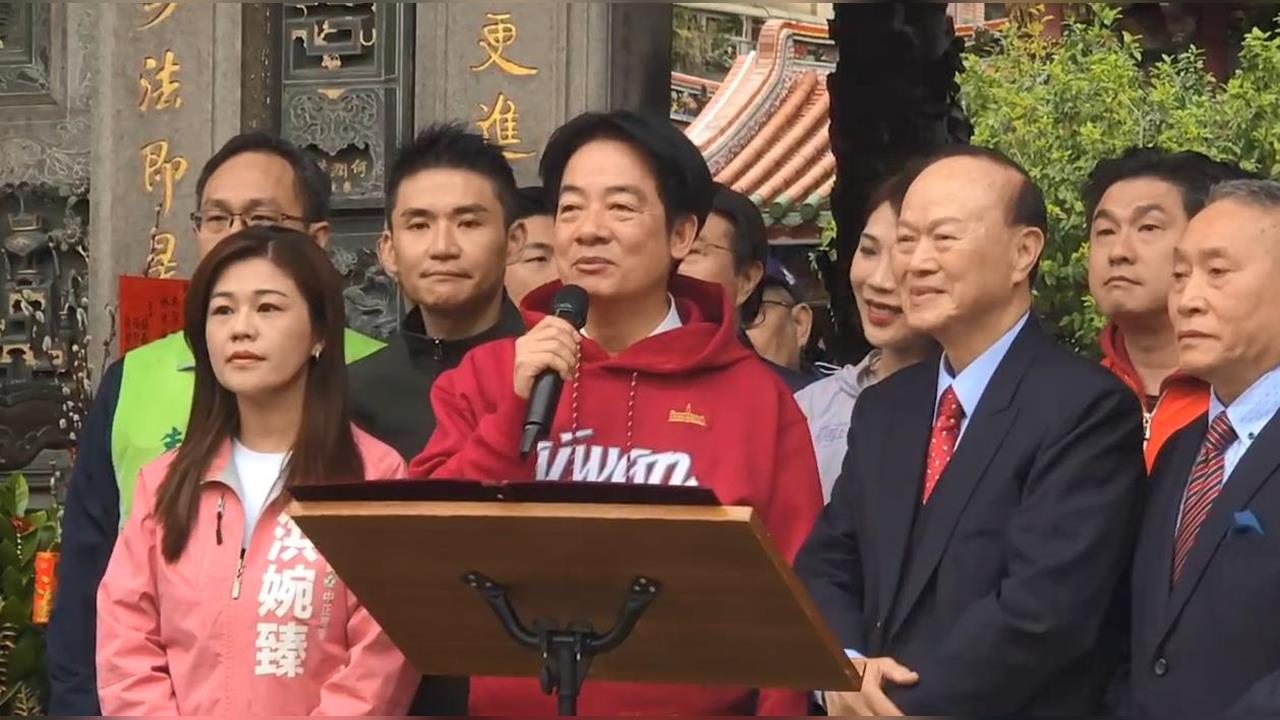 賴清德初一參拜龍山寺喊話立院速通過預算