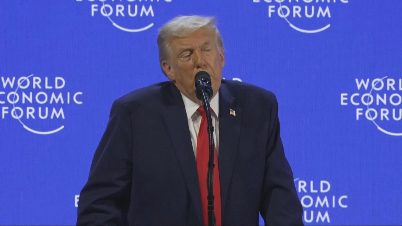 川普累了嗎？ 想奪「格陵蘭」卻4度口誤說成「冰島」