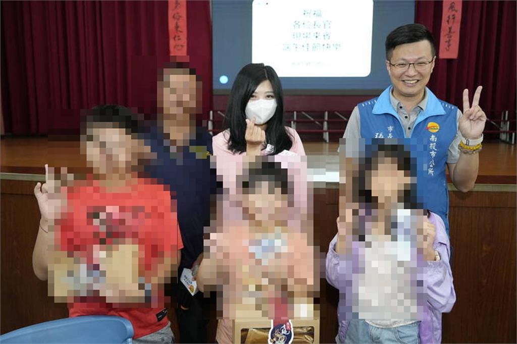 南投市長夫人遭爆出軌！疑傳親密照給「前男友新歡」　張嘉哲最新聲明曝光：百分之百相信妻子