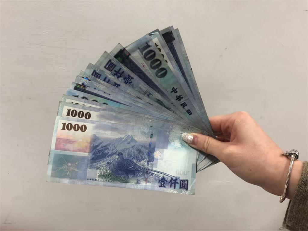 爸媽存款2000萬＋1間房能退休嗎？網見女兒「1習慣」全搖頭：妳是累贅