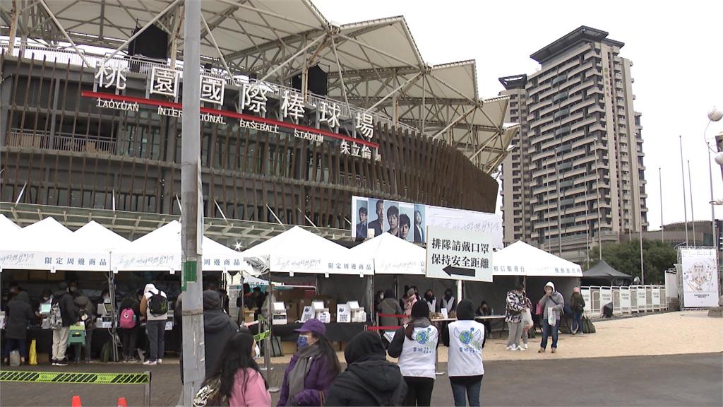 五月天今晚再開唱　避個資外洩爭議　加人.拓寬動線　全面改回掃條碼入場