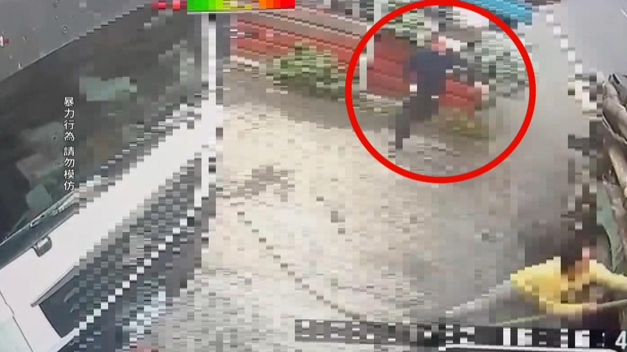 台南鹽水爆持刀追砍! 雙方"停車糾紛"持棍棒當街互毆