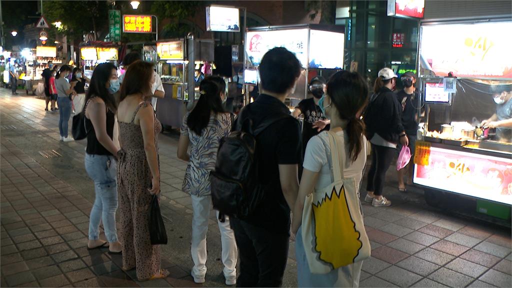 寧夏夜市假日人流已恢復疫情前 推中英日韓語菜單搶國際客