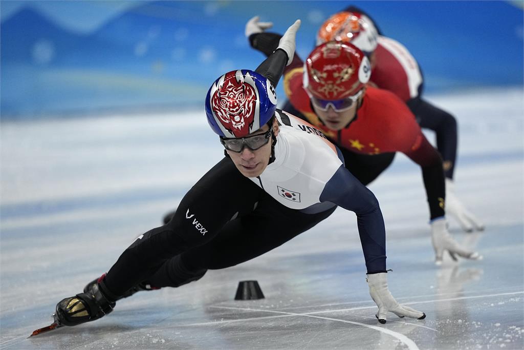 快新聞／冬奧短道速滑2選手遭判失格「韓網氣炸轟中國」　南韓代表團將開記者會抗議