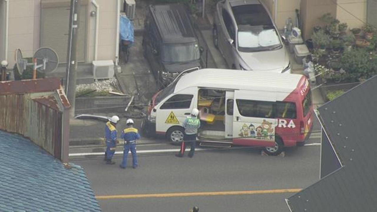快新聞／驚！日本千葉娃娃車衝撞民宅牆壁　司機身亡、9名幼童傷
