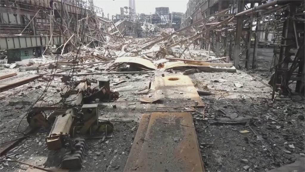 俄軍猛轟烏東釀14死　馬城地下室挖出200遺體
