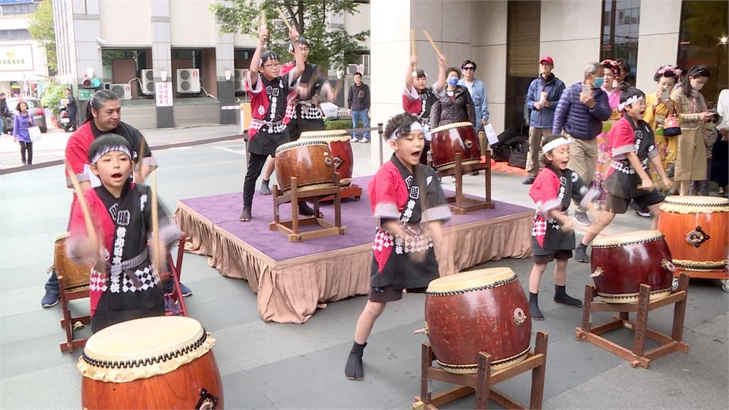 在台日僑歡慶新年！太鼓表演、搗麻糬感受「日式年味」