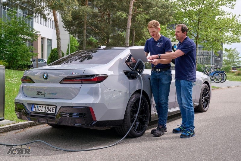 BMW 與 Solid Power 合作邁新階，全固態電池實車測試展開