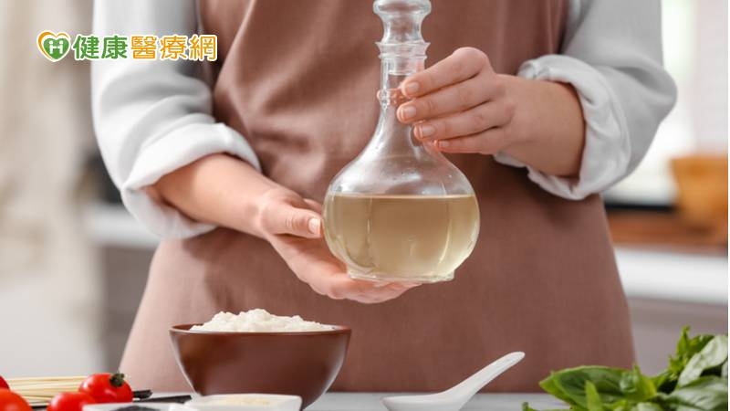 「釀造醋、調理醋、合成醋」有什麼差？專家解答：1款需標示