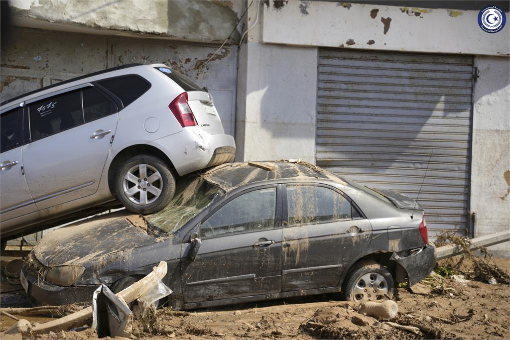 快新聞／利比亞暴雨「水壩潰堤」　恐逾2000人身亡
