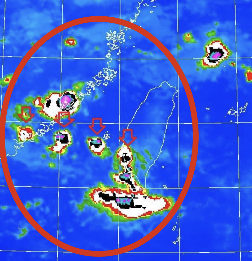 高溫肆虐！鄭明典：對流細胞排列暗藏警訊　高溫不宜掉以輕心多地嚴防豪雨