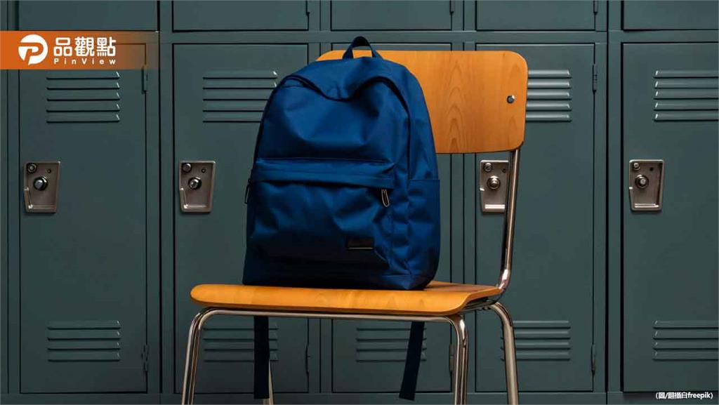 高鐵小學生狂踢椅背! 律師怒斥遭反嗆:有種你不要生小孩