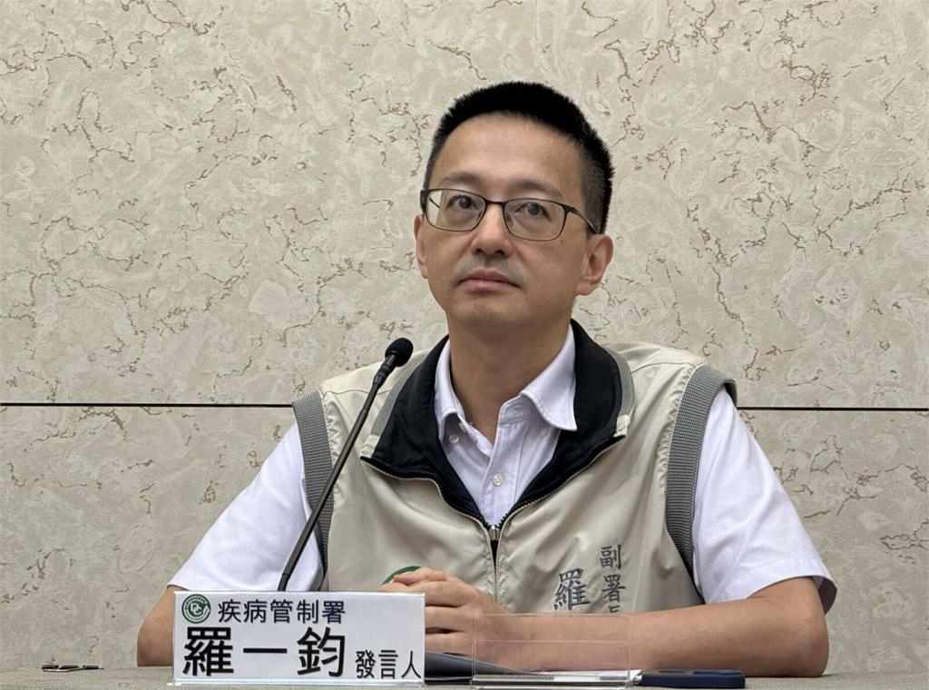 高峰過了！新冠就診7萬人「快速收斂」   羅一鈞：提早2週脫離
