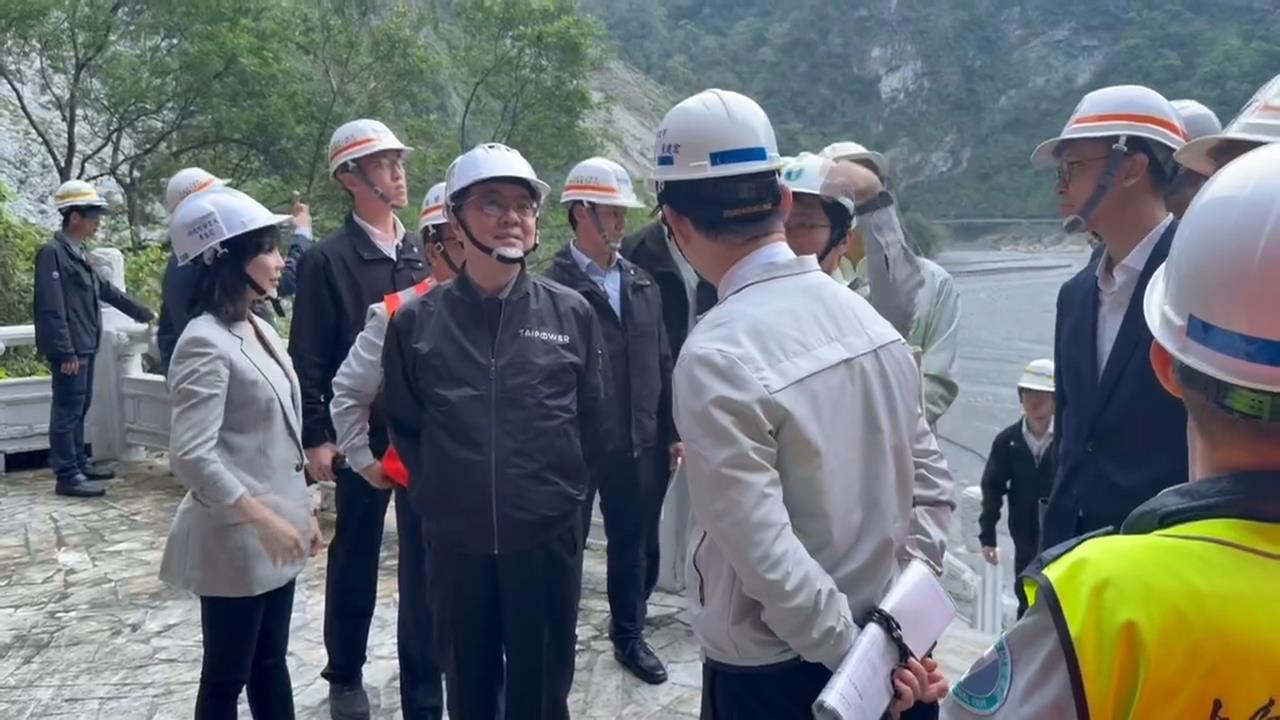 卓榮泰視查中橫、太魯閣 長春祠仍需28個月復原稱「值得等待」