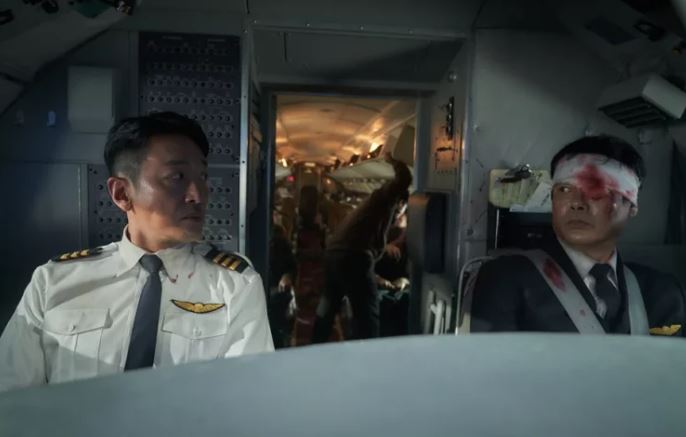 【本週新片】河正宇《亡命機劫》化身機長對抗劫機匪徒 《金孫爆富攻略》獲影后陳淑芳大讚好看