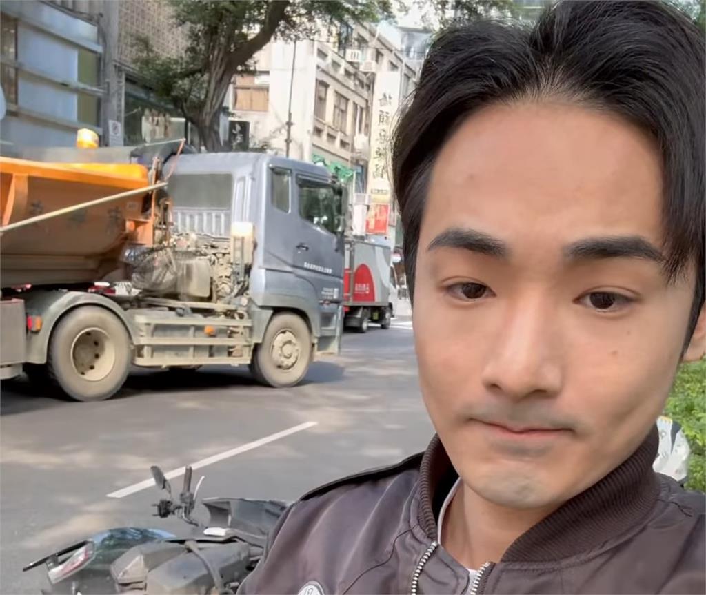 快新聞／驚！八炯剛爆新北台中5據點能辦「中國身分證」　如今遇車禍還遭追尾