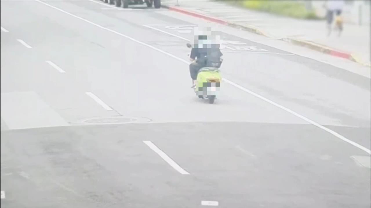 南港車站死亡車禍！男結束代駕工作　租共享機車返家「自撞號誌桿」身亡