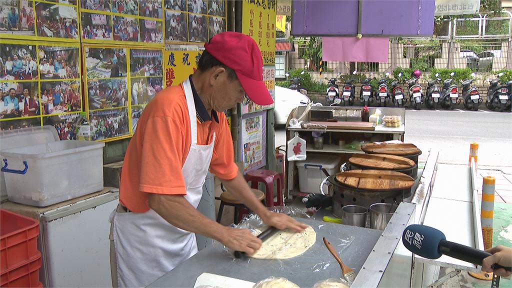 國慶蔥油餅今年呷嘸沒關係！龜吼漁港送1010隻蟹