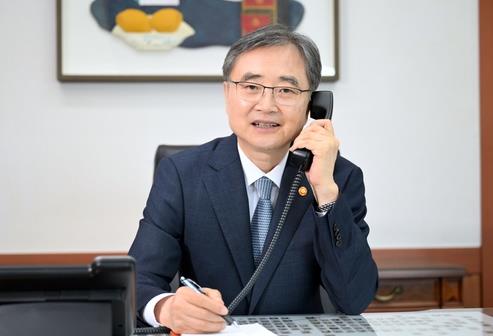 快新聞／南韓外長：中國帶給鄰國困擾　韓續與美日合作不受其威脅