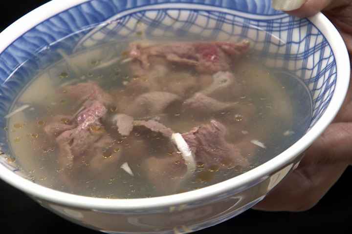 溫體羊肉質鮮甜 高湯汆燙饕客最愛