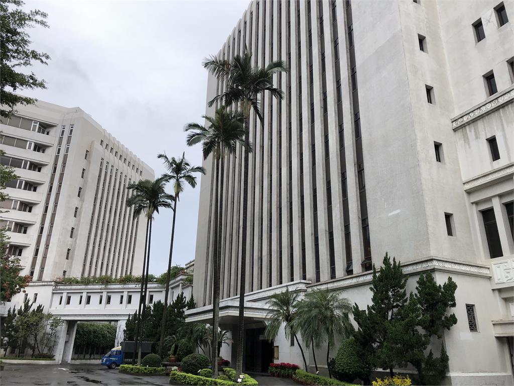 台幣對美元今年來升值8.1% 央行:與日圓、韓元升值差距不到3個百分點!