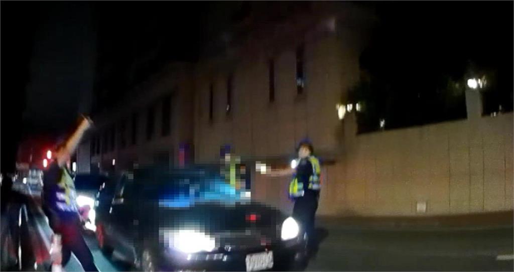 快新聞／桃園八德29歲男拒檢衝撞逃逸！酒駕落網還藏毒　下場慘了