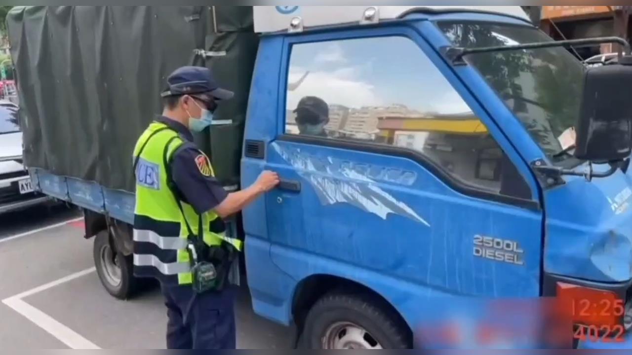 無牌車長期占車格! 市長盧秀燕撂重話「無車牌就拖」