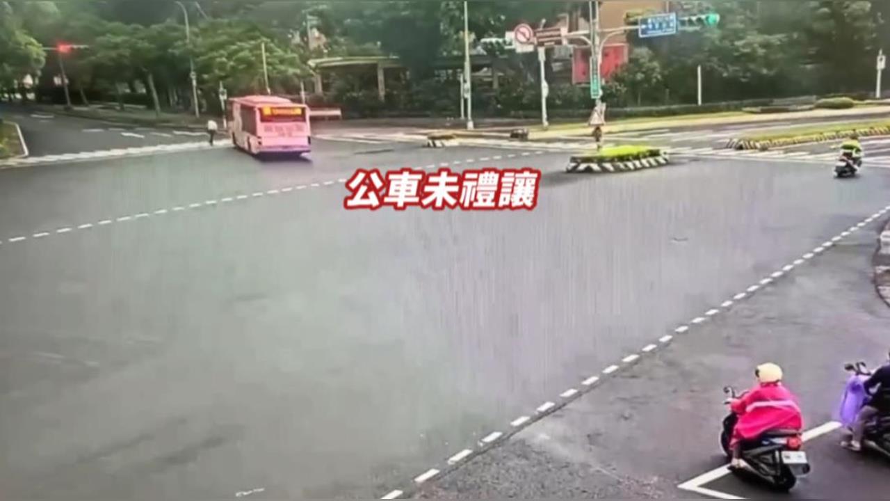 異言堂(影)／ 過馬路像賽跑？　台中路口45秒要衝十個車道