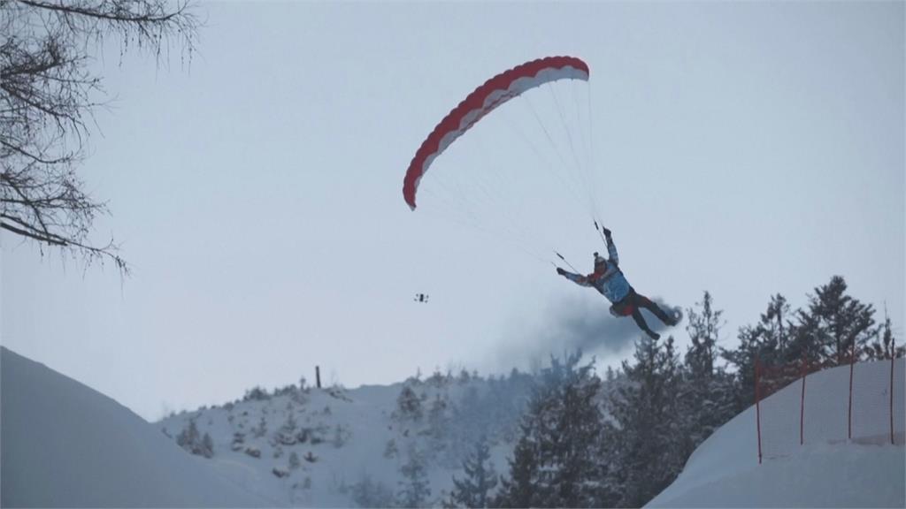 極限飛行大挑戰 貼地延滑雪坡逆高速飛行