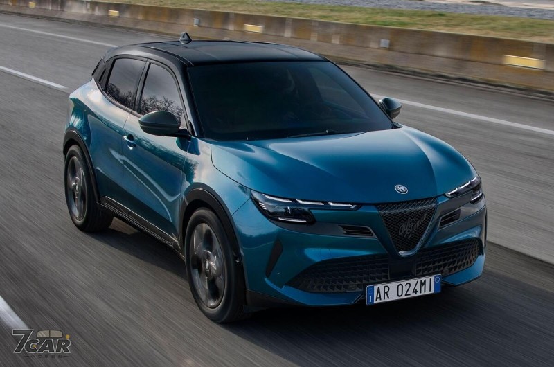 加速比純電版還快　Alfa Romeo Junior Ibrida油電車型終於現身 !