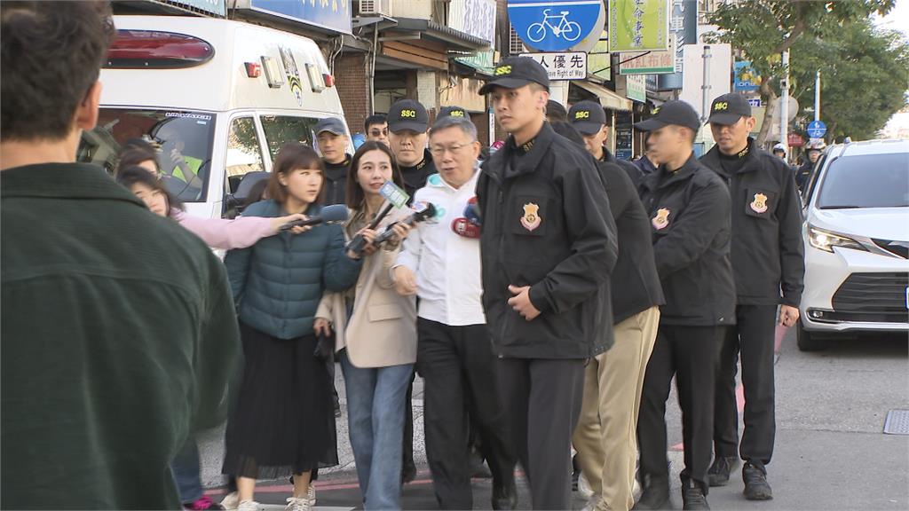 震驚！　南韓在野黨魁遇刺　　柯文哲掃街穿上防彈背心