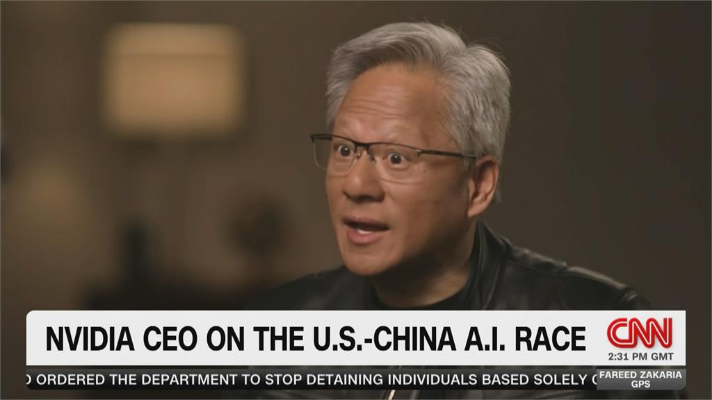 不熱嗎？　黃仁勳35度高溫穿皮衣合影小米董座雷軍