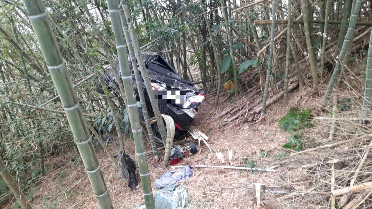 墜谷50公尺深! 交趾陶大師謝東哲 多處骨折"奇蹟生還"