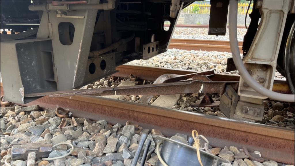 台鐵大林區間車撞「轉向架」　列車受損緊急停駛