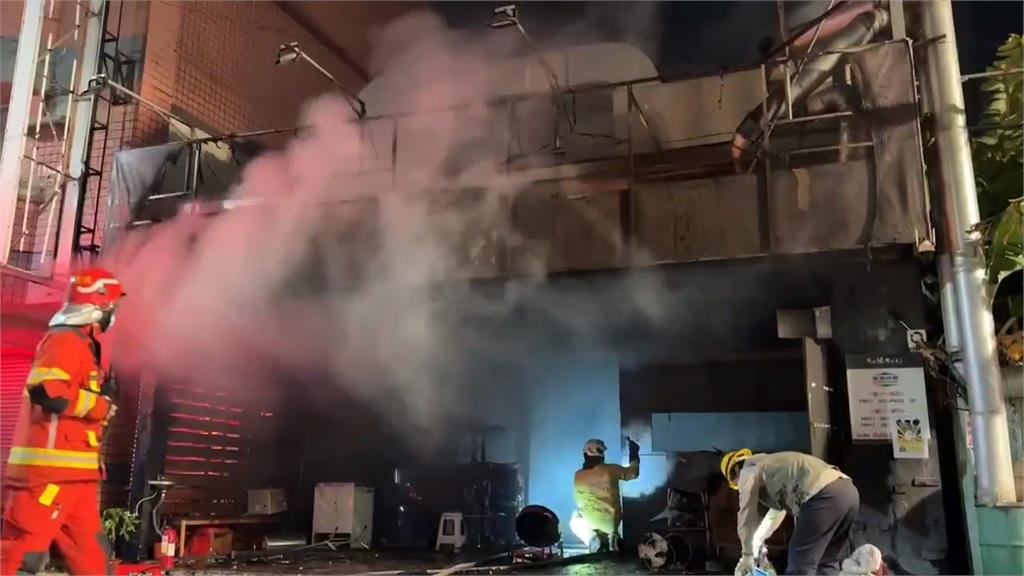 斗六燒肉店火警12人急逃　疑排煙風管起火釀災