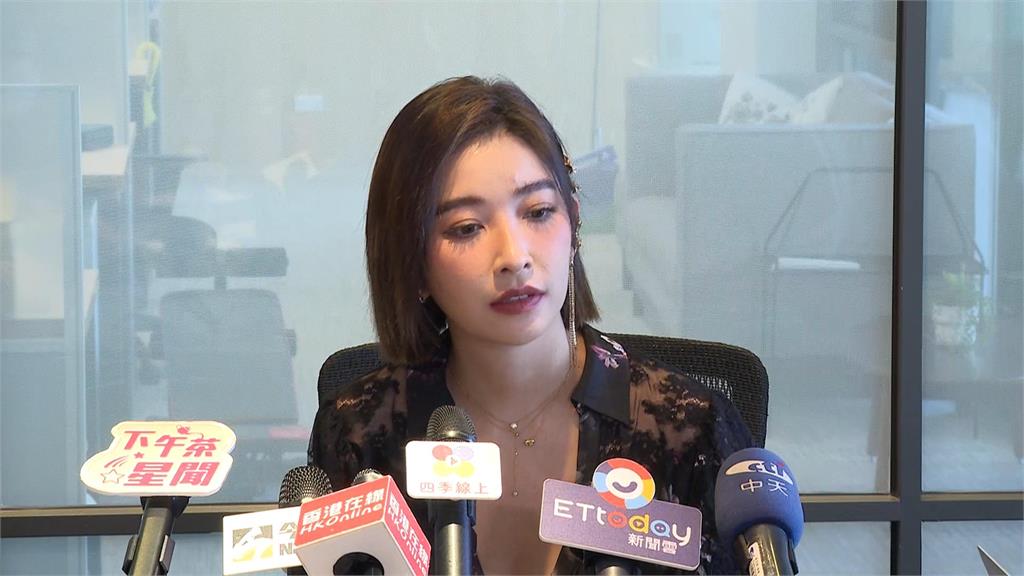 許維恩背假包風波後首露面 致歉：會更小心！